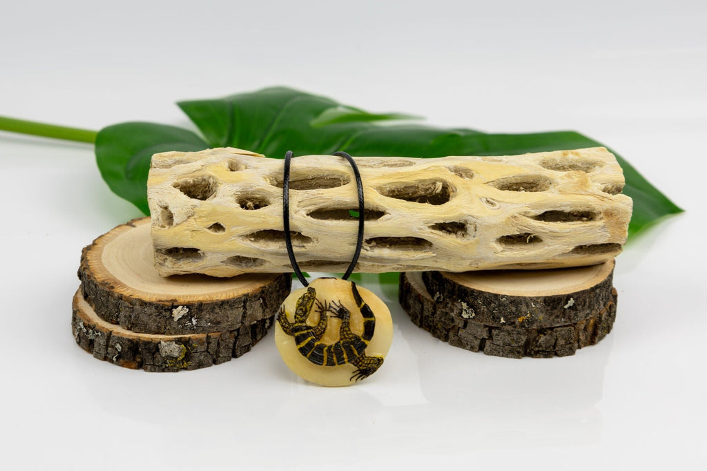 Caiman Tagua Necklace