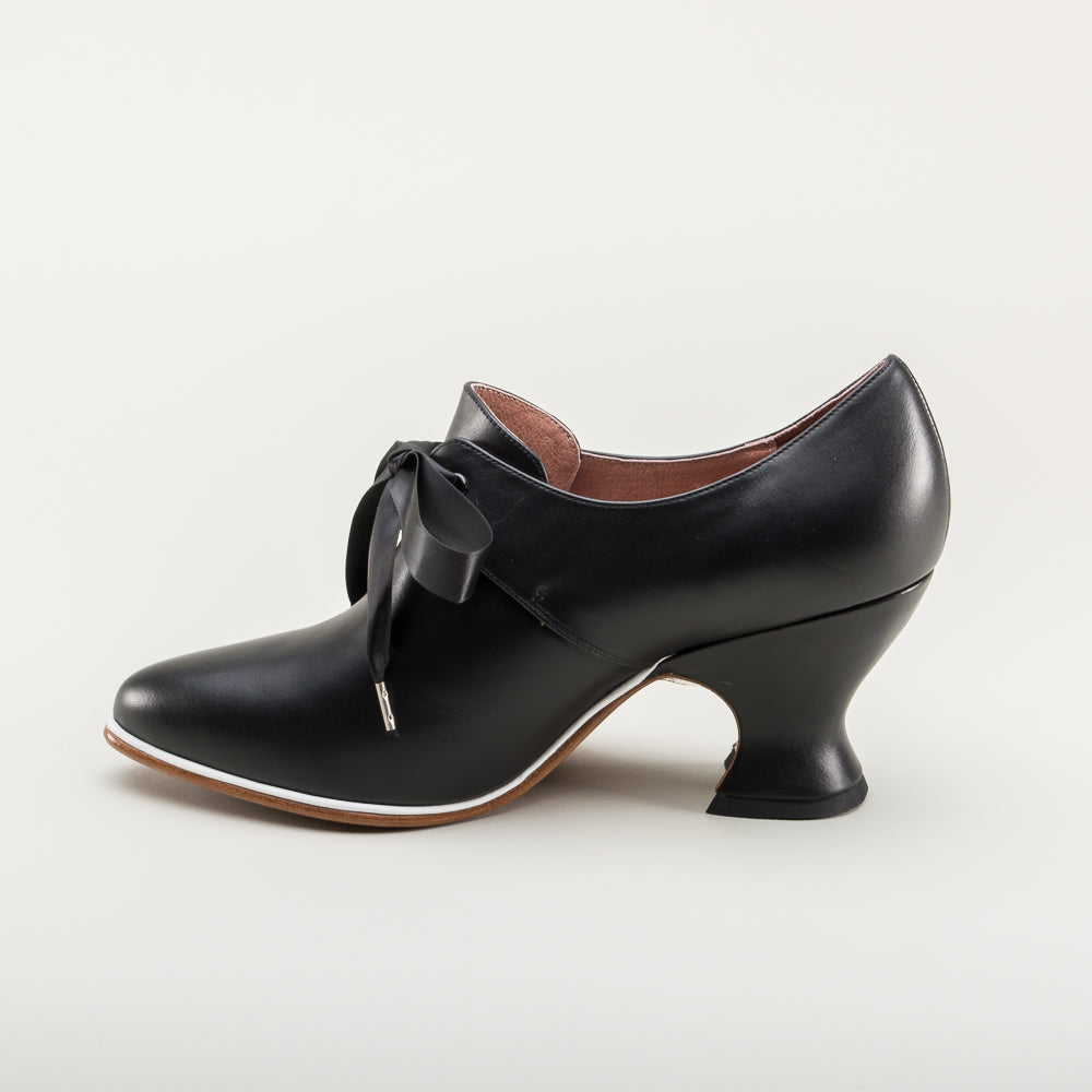 Pompadour 18th Century Leather Shoes (Black)