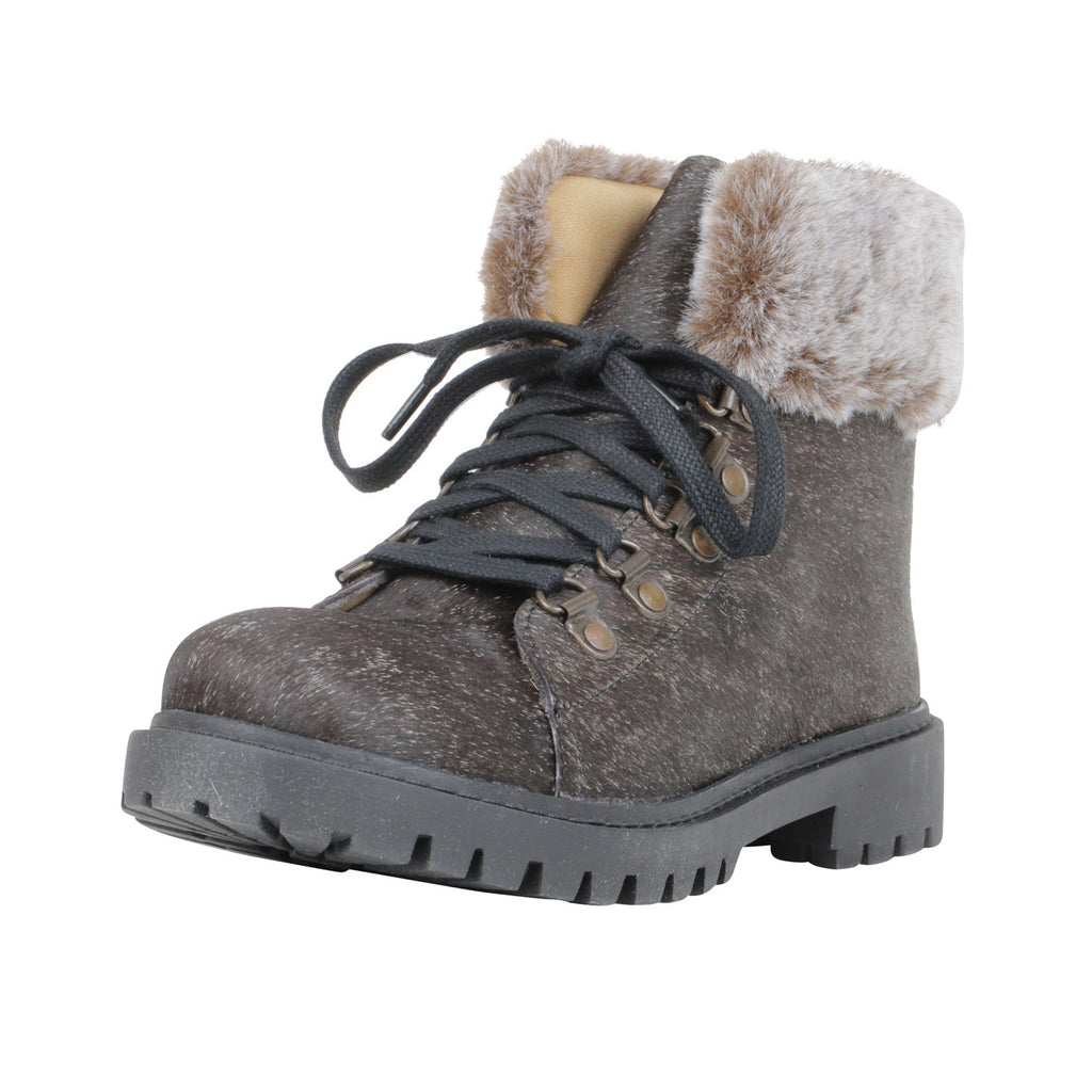 Turbulent Boots