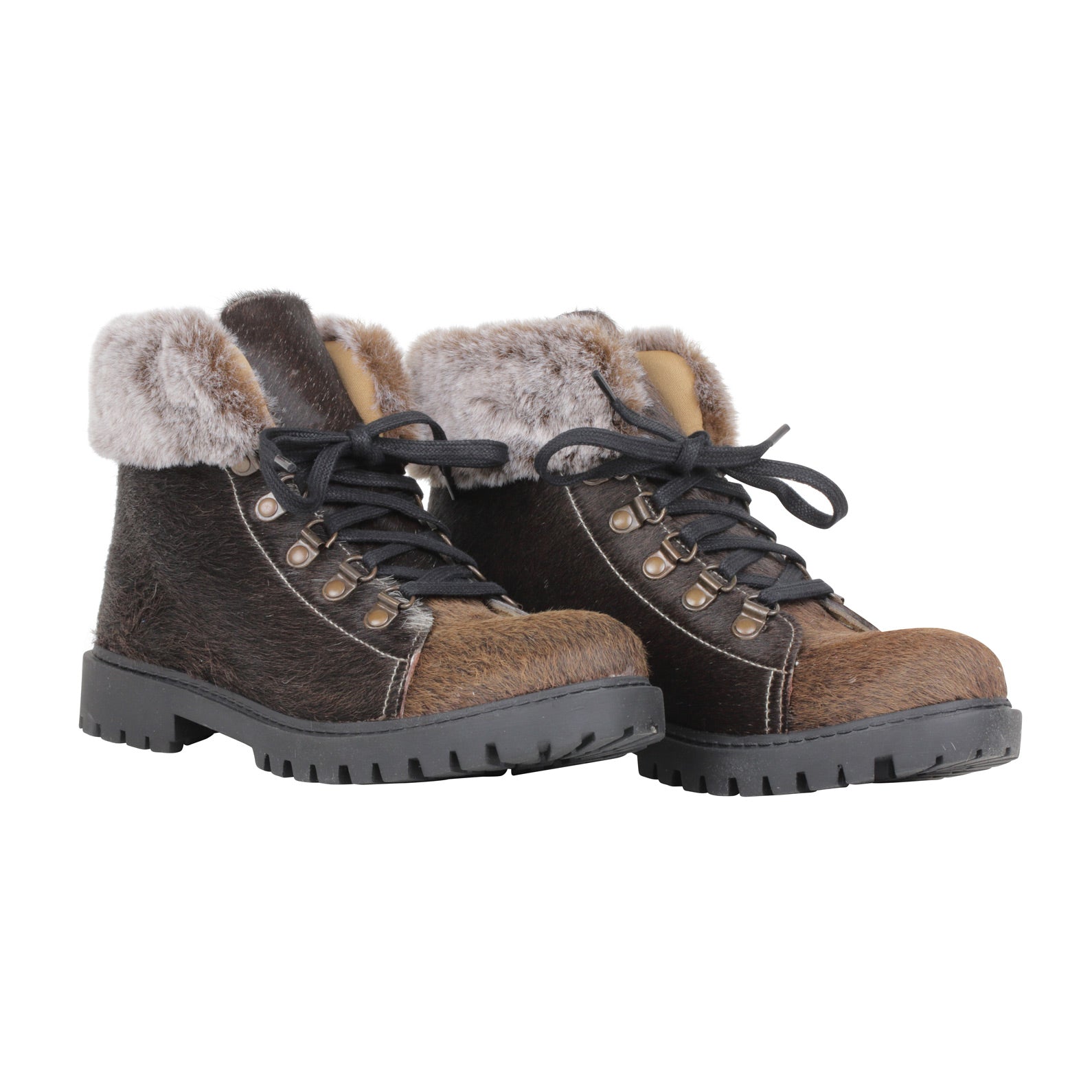 Turbulent Boots
