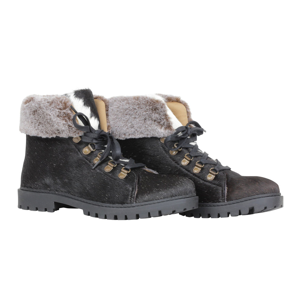 Turbulent Boots