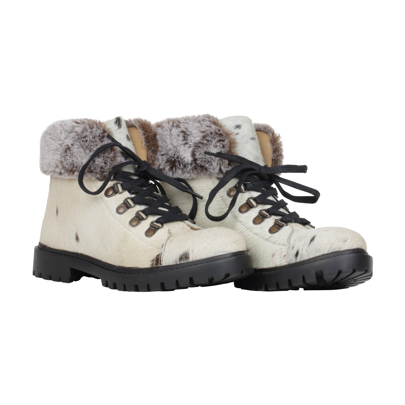 Turbulent Boots